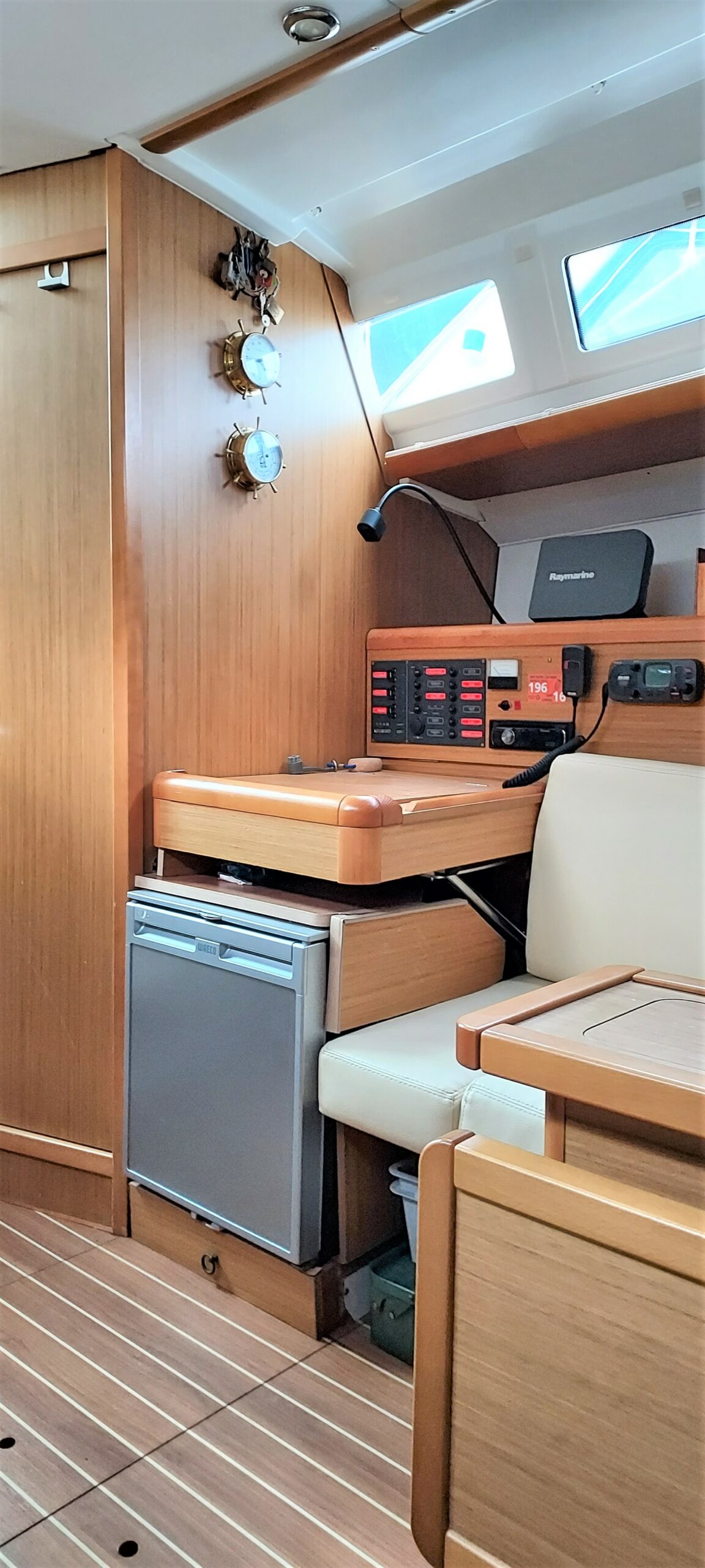 46fc36d015c5a2faa909440dbb3c354a-94