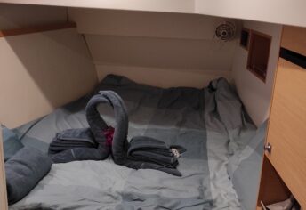 5f5addf7821ebbe322e77aef4d541834-4