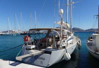 72b06526c9563289847a9be2d9b33336-4